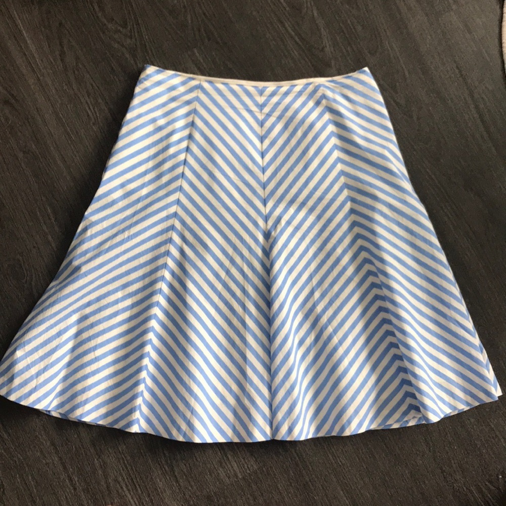 Ann Taylor | Blue and White skirt